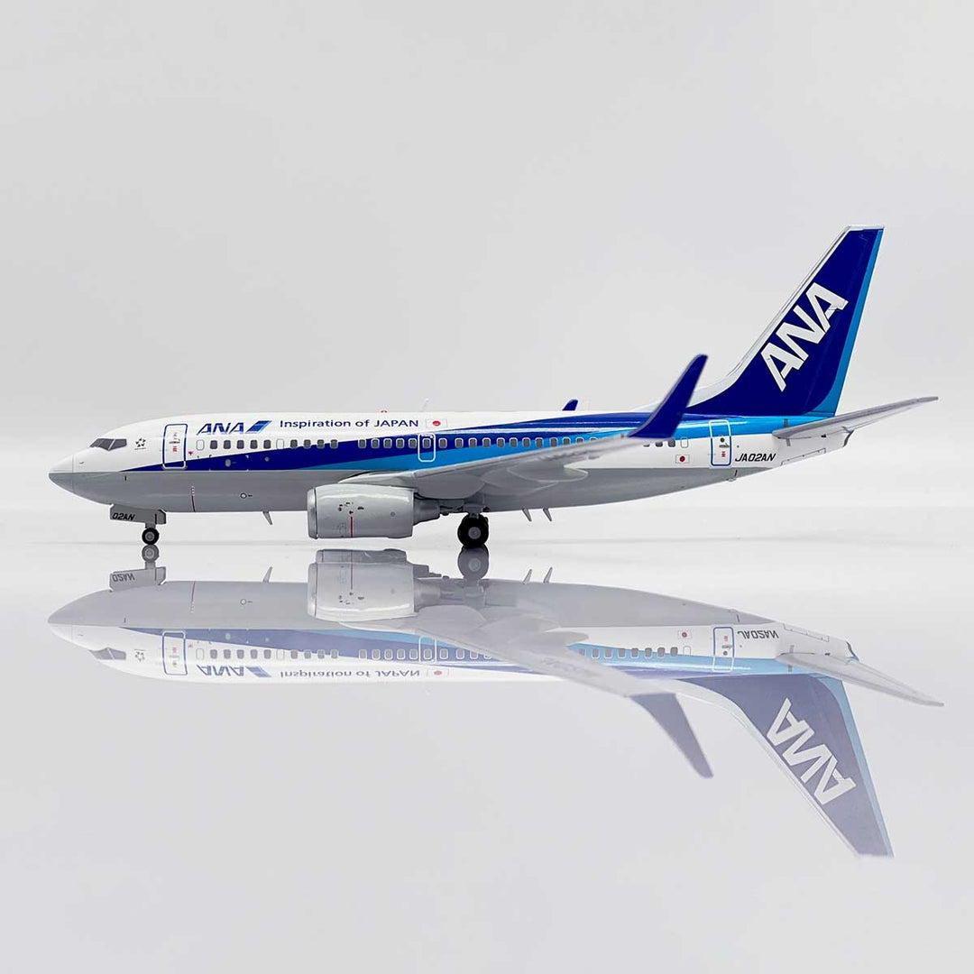 JC Wings X Aviationtag ANA Boeing 737 JA02AN Edition 1:200